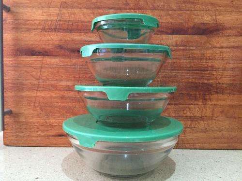 SET of 4 Heat Resisting Cooking Bowls with lids