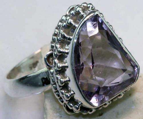 BEAUTIFUL .925 SILVER AND PINK AMETHYST RING
