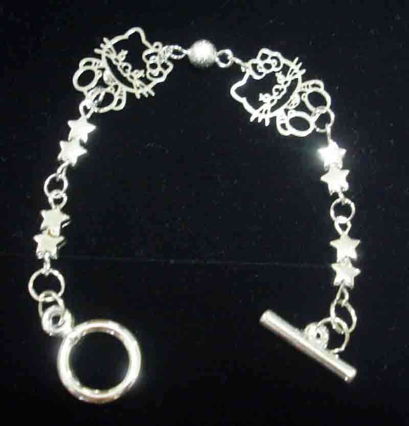 ADORABLE CHILDRENS KITTY CHARM BARCELET