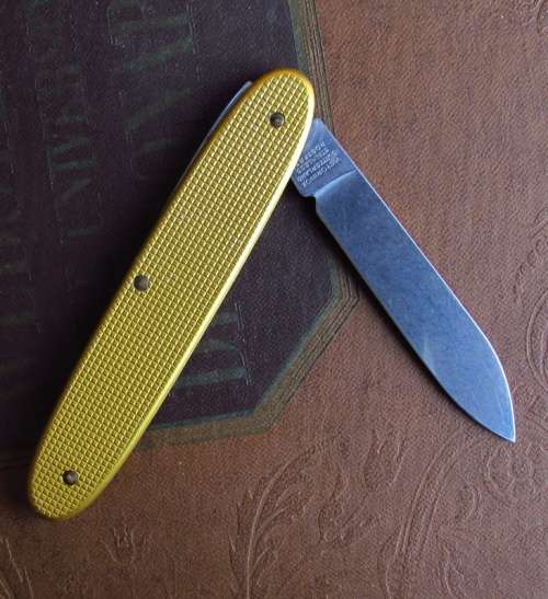 Victorinox Sentry