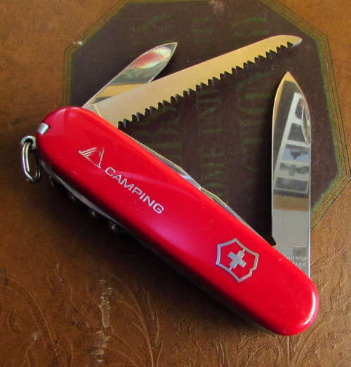 Victorinox Camper