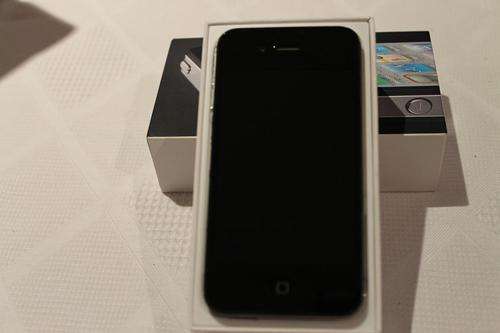 Apple iPhone 4 16GB like BRAND NEW !!!!!
