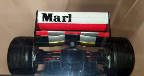 **GOOD CONDITION, DECAL ISSUES** 1/18 Hot Wheels Racing Ferrari F1-2000 - Rubens Barrichello