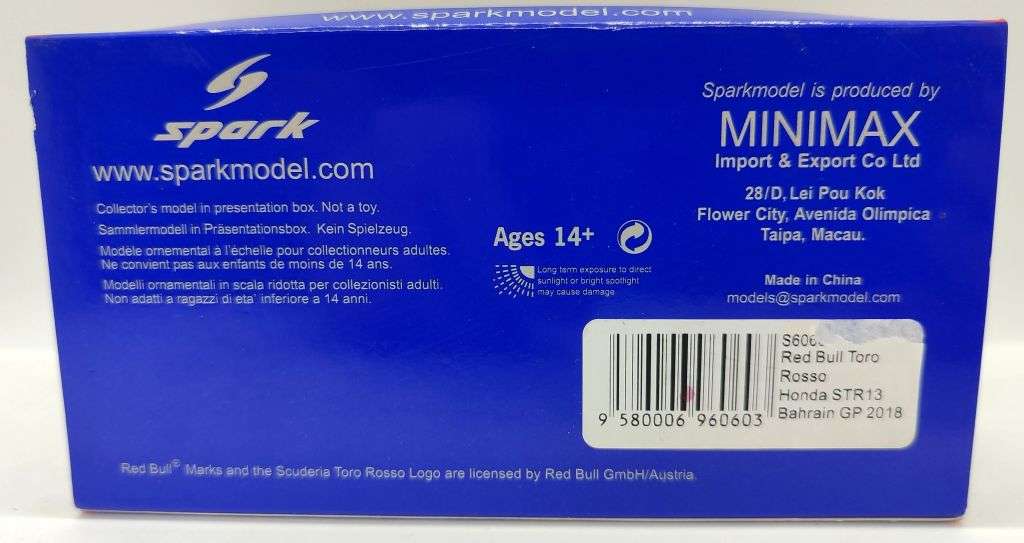 **NEW/BOXED** 1/43 Spark Red Bull Toro Rosso Honda STR13 Bahrain GP 2018 #10