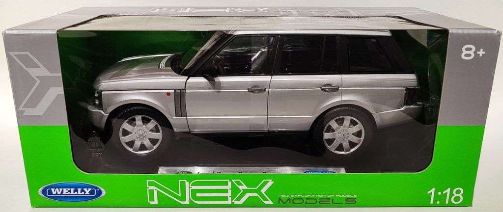 *NEW* 1/18 Welly NEX Land Rover Range Rover Silver (12536W)
