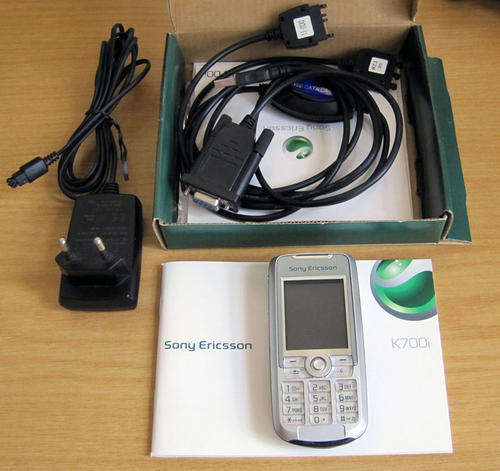 ..:: USED ::.. Sony Ericsson K700i (Optic Silver) - good condition with original extras