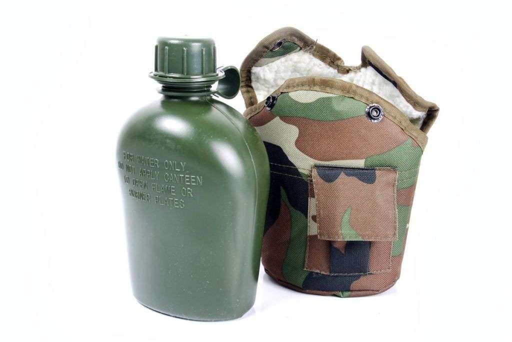 Kaufmann -Camping Water Bottle - Camo Cover - 1L