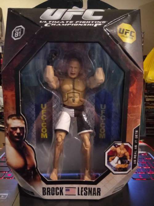 BROCK LESNAR UFC 81 ACTION FIGURE BY JAKKS PACIFIC