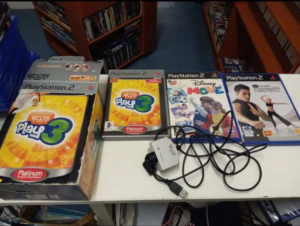 Eyetoy and 3 game PlayStation 2 PS2 bundle