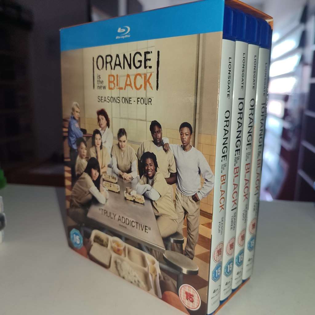 Orange is the New Black seasons 1 to 4 Blu ray