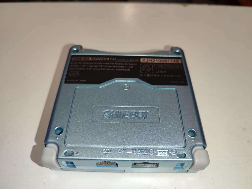 Nintendo Gameboy Advance SP Pearl Blue console