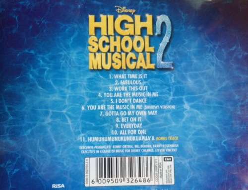 HIGH SCHOOL MUSICAL 2