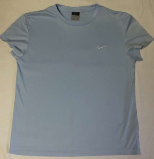 NIKE T-SHIRT - BABY BLUE - SIZE SMALL - LADIES - CLOTHING - T-SHIRT