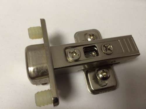 2 PIECE CABINET/CUPBOARD/KITCHEN BLUM HINGES-DIY - DOOR HARDWARE