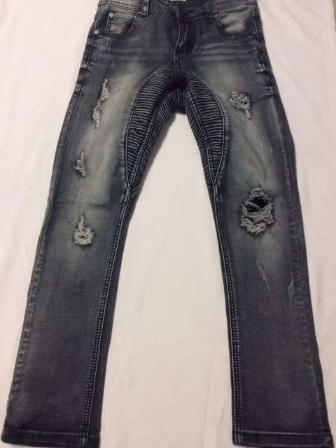 DENIM - JEANS - BOYS - KIDS - AGE 9-10 YEARS OLD - SKINNY JEANS - RIPPED