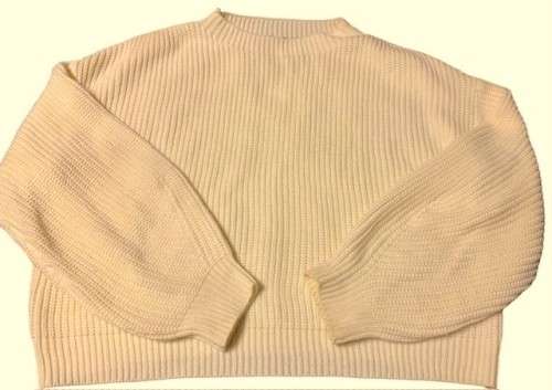 JERSEY - CREAM - SIZE SMALL - OVERSIZED LOOK - KNITWEAR