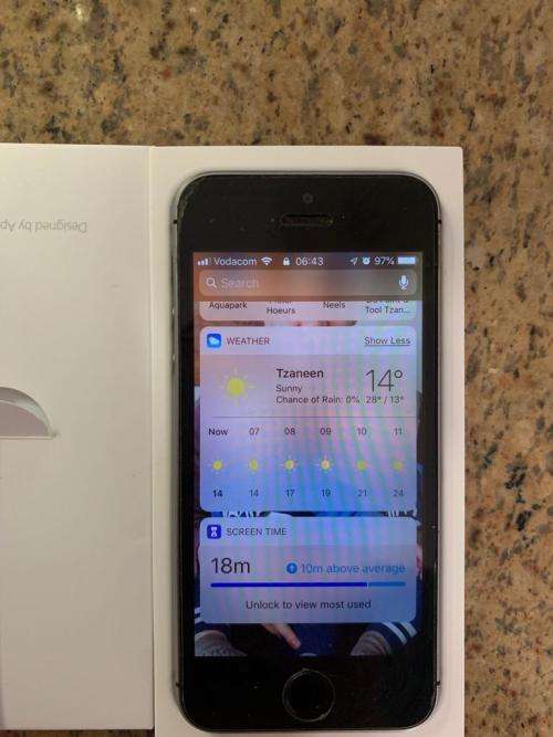 Apple iPhone SE 16GB - Space grey