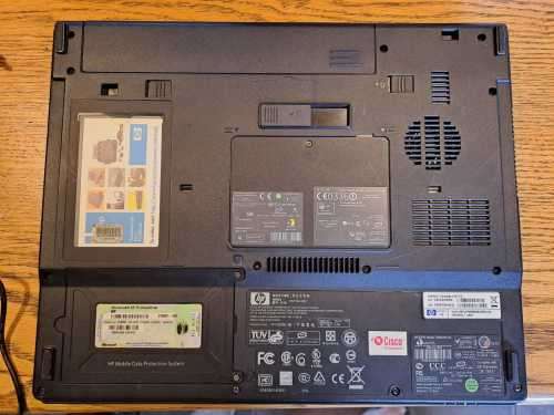 2 x HP Compaq nx6110