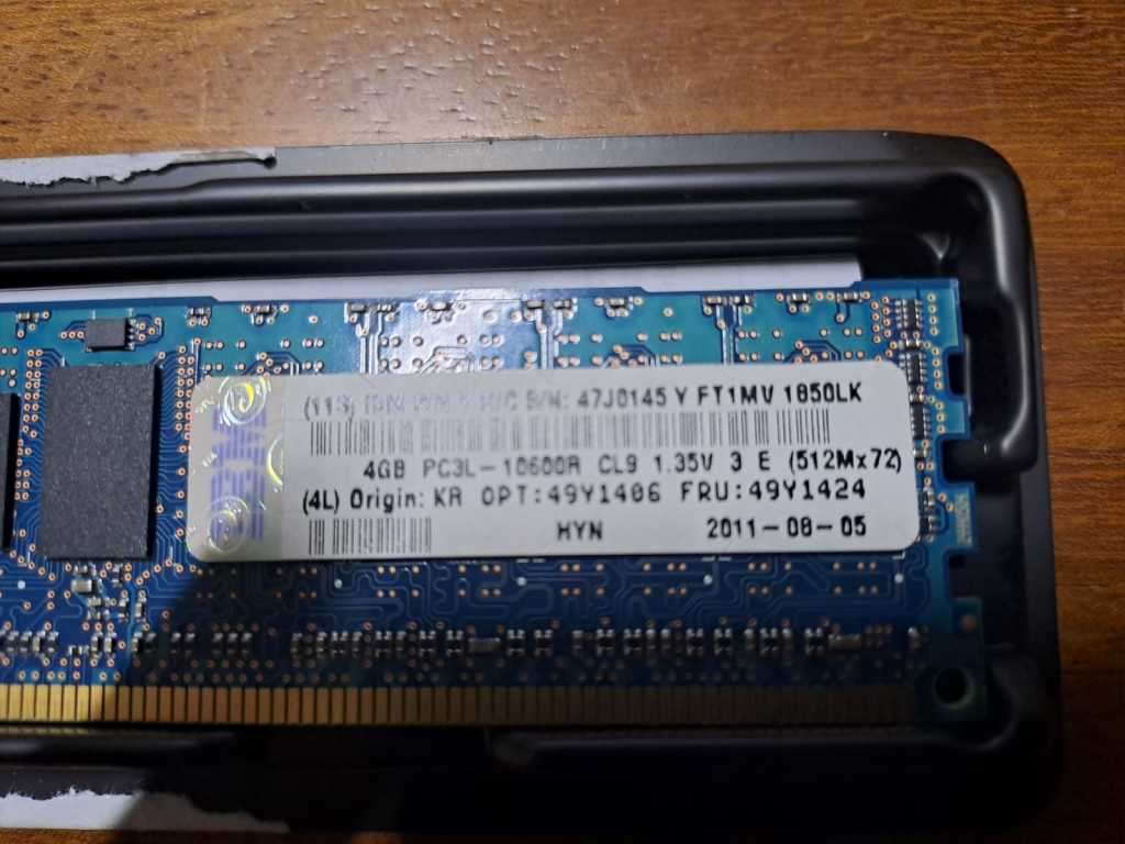 Hynix 4GB 1Rx4 PC3L- 10600R DDR3-1333MHz Reg ECC Server RAM