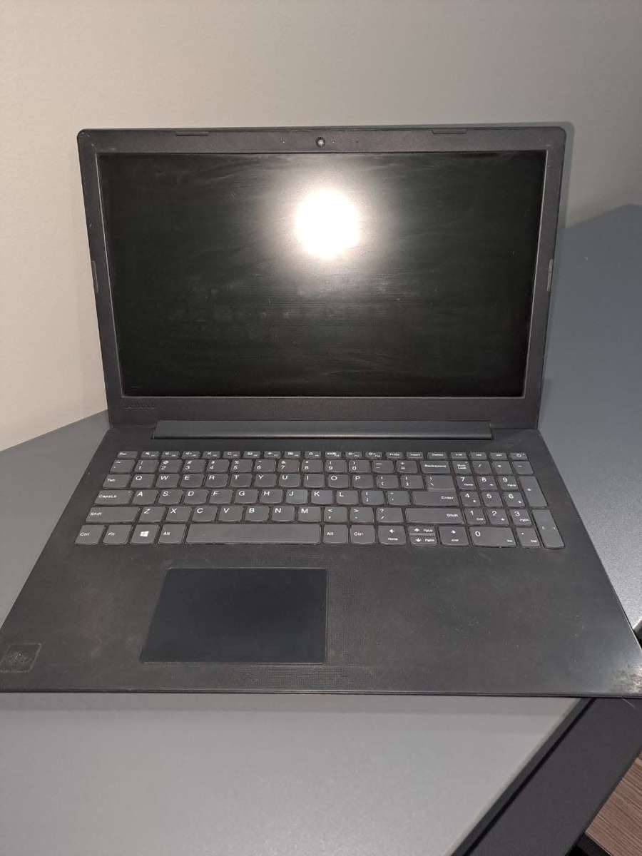 Lenovo IdeaPad 130-15IKB Intel Core i3 6006U