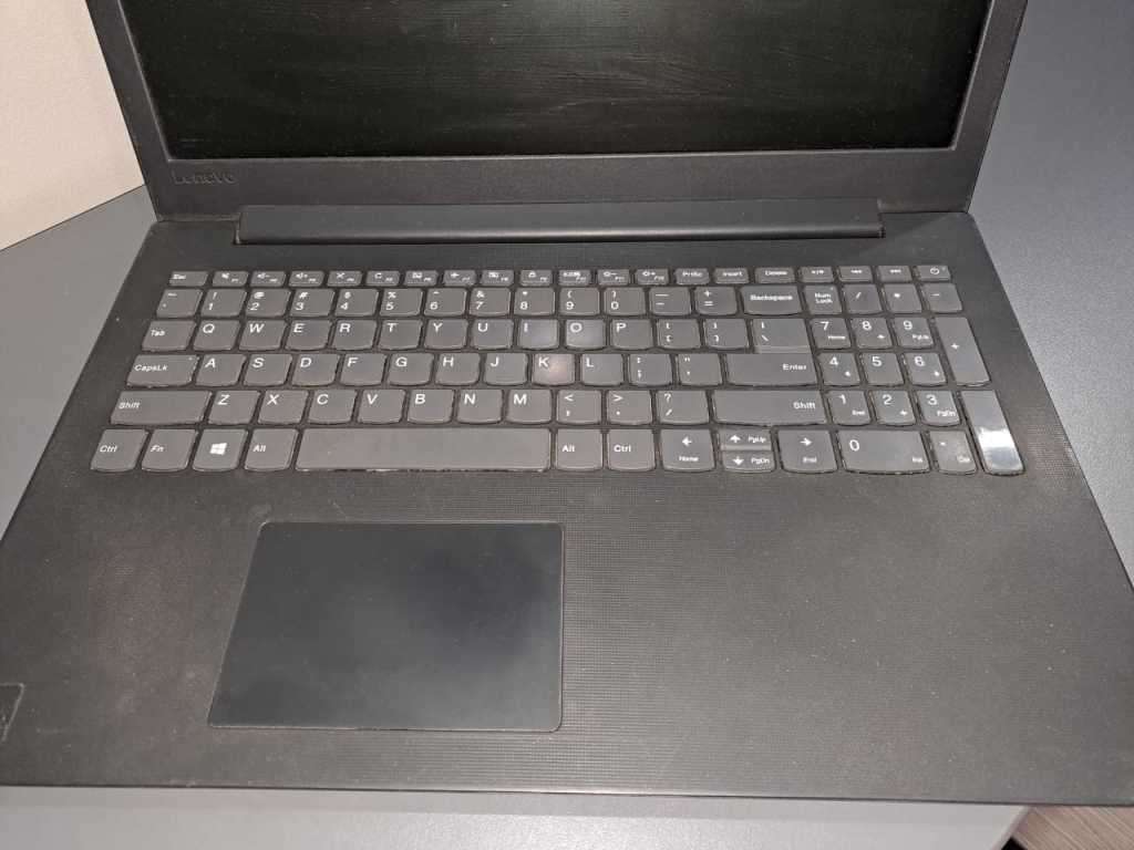 Lenovo IdeaPad 130-15IKB Intel Core i3 6006U