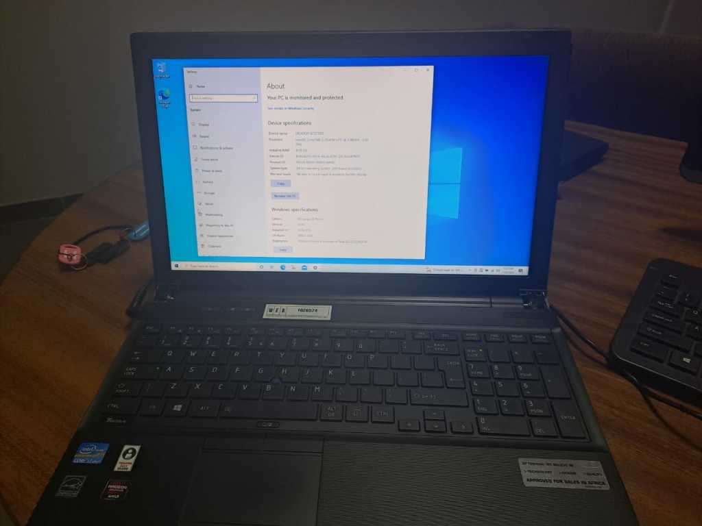 Toshiba Tecra R950 | 15.6` | Core i7 Notebook - Intel Core i7-3540M Processor, 8GB RAM