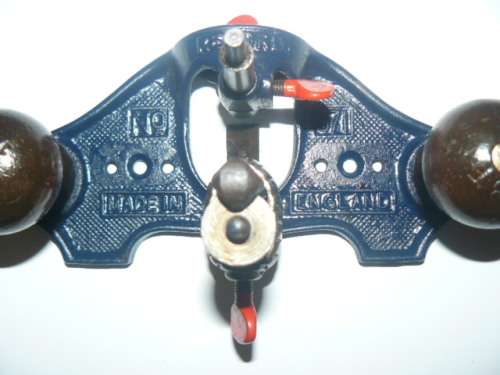 NO 71 RECORD ROUTER PLANE