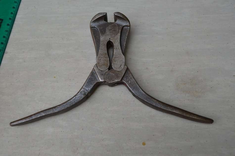 Vintage heavey duty nippers