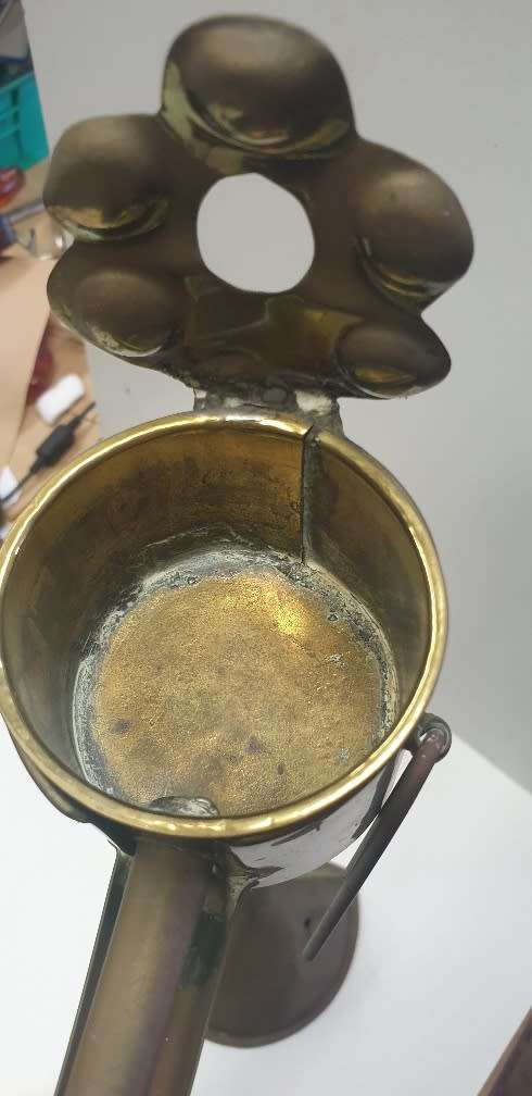 Antique Dutch Brass wall mounted Snotneus Oil lamp 19th Century