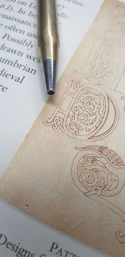 VINTAGE CROSS 1/20 10CT GOLD PEN. MADE IN IRELAND ( INK DRY )