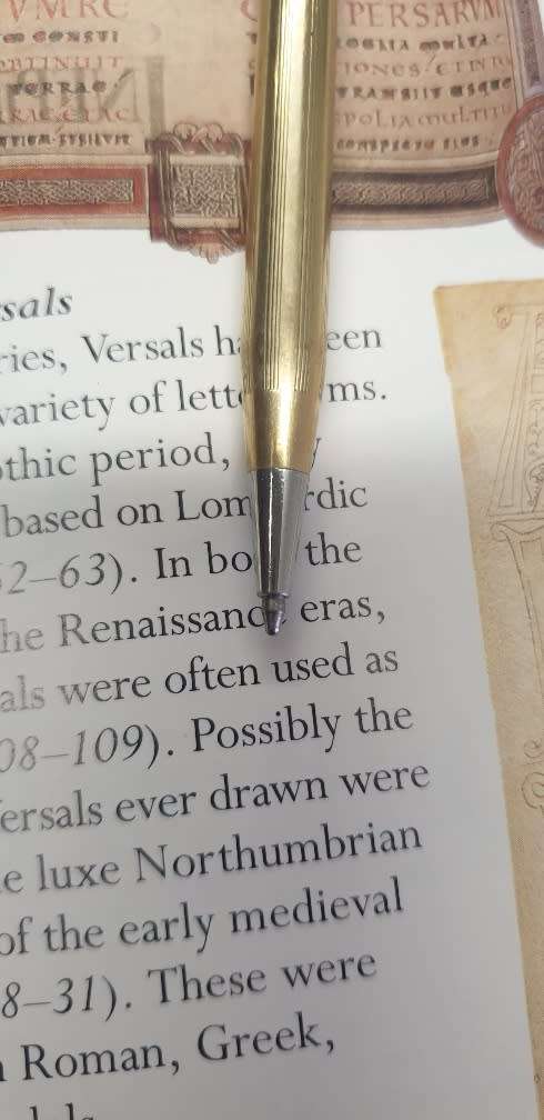 VINTAGE CROSS 1/20 10CT GOLD PEN. MADE IN IRELAND ( INK DRY )