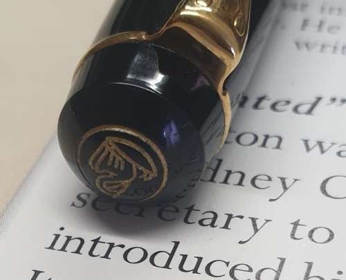 VINTAGE PELIKAN M150 FOUNTAIN PEN. W GERMANY