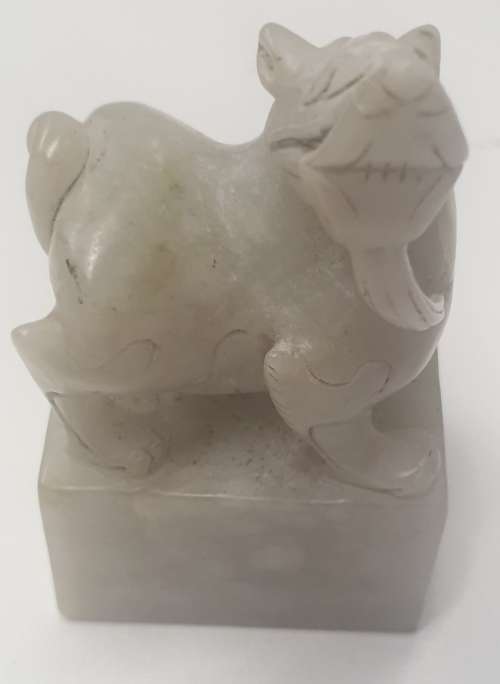 ANTIQUE CHINESE QING WHITE JADE DOG CHOP STAMP/SEAL