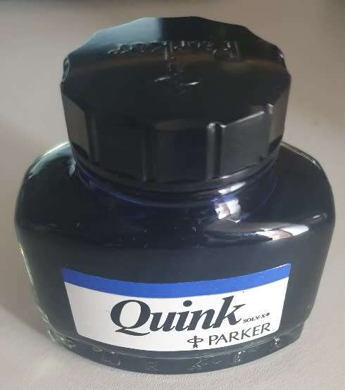 1 FULL PARKER INK & 2 BOXES FULL OF MIXED NIBS ( +- 200 )