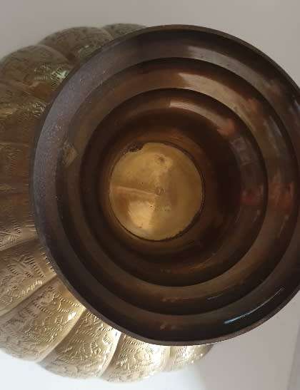 Vintage Brass Bowl. Beautiful detail
