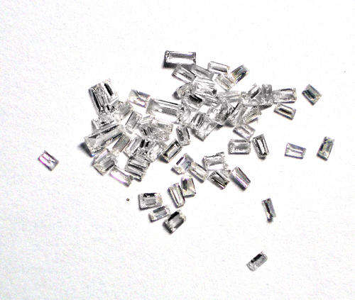 GREAT TAPPER SHAPE 0.40CARATS GENUINE DIAMONDS, H COLOR SI QUALITY