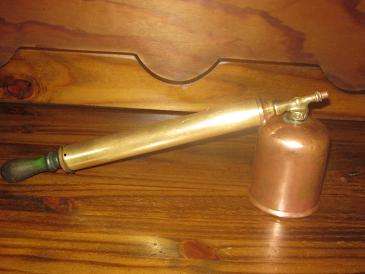 VINTAGE BRASS AND COPPER SPRAY