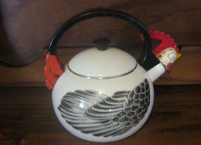 ENAMEL CHICKEN BLOW KETTLE