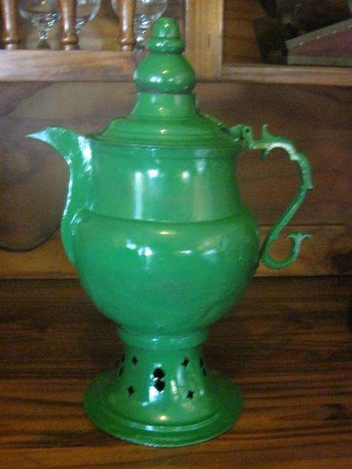 LARGE ANTIQUE COAL SAMOVOUR