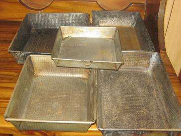 VINTAGE BAKING PANS FROM ENGLAND