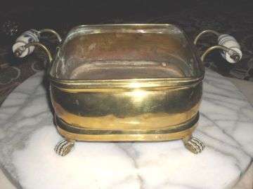 STUNNING COPPER FLOWER POT