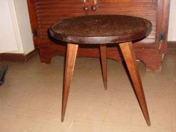 ""WOW"" STUNNING SIDE TABLE(PLEASE OPEN ME,LOVELY DETAIL)