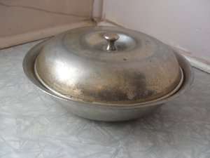 STUNNING SILVER PLATED SERVING DISH