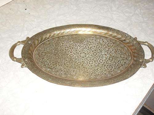 STUNNING BRASS TRAY. LOVELY DETAIL
