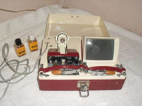 VINTAGE FILM EDITOR IN ORIGINAL CASE