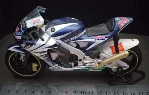 NEWRAY HONDA GRESINI #24 TONY ELIAS 2007 RC212V MOTOGP DIE-CAST MOTORCYCLE 1:12