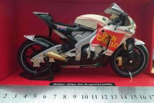 NEWRAY HONDA  #15 ALEX DE ANGELIS 2008 RC212V MOTOGP DIE-CAST MOTORCYCLE 1:12
