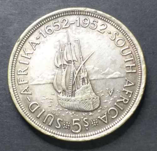 # 5 SHILLINGS - 1952 - 5 SHILLINGS (50% SILVER Content) COIN #