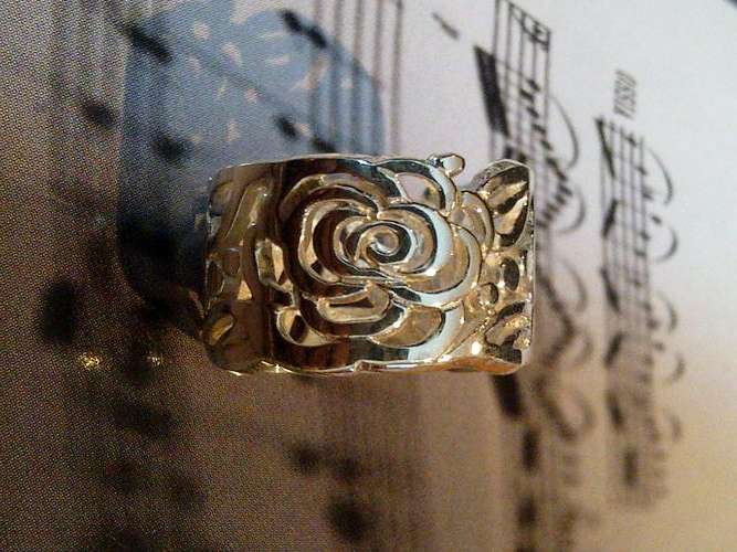 Exclusive Sterling Silver Rose Filigree Imported Ring - Size 5
