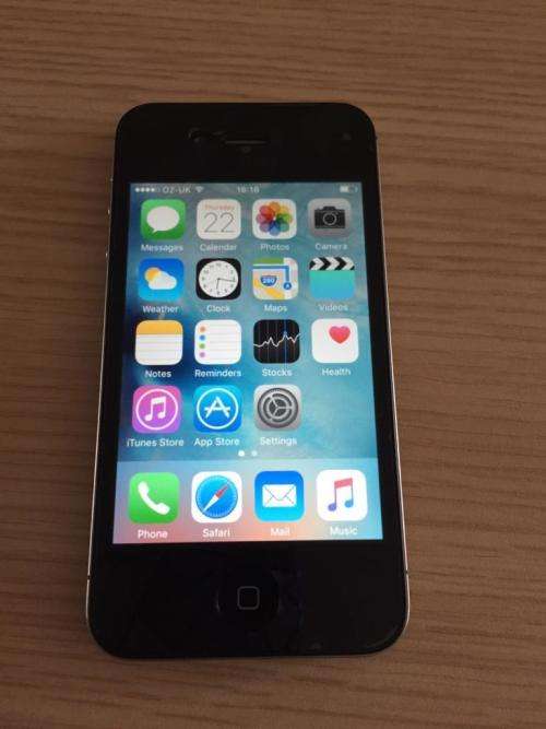 iPhone 4S Black 16GB !! Good Condition!!